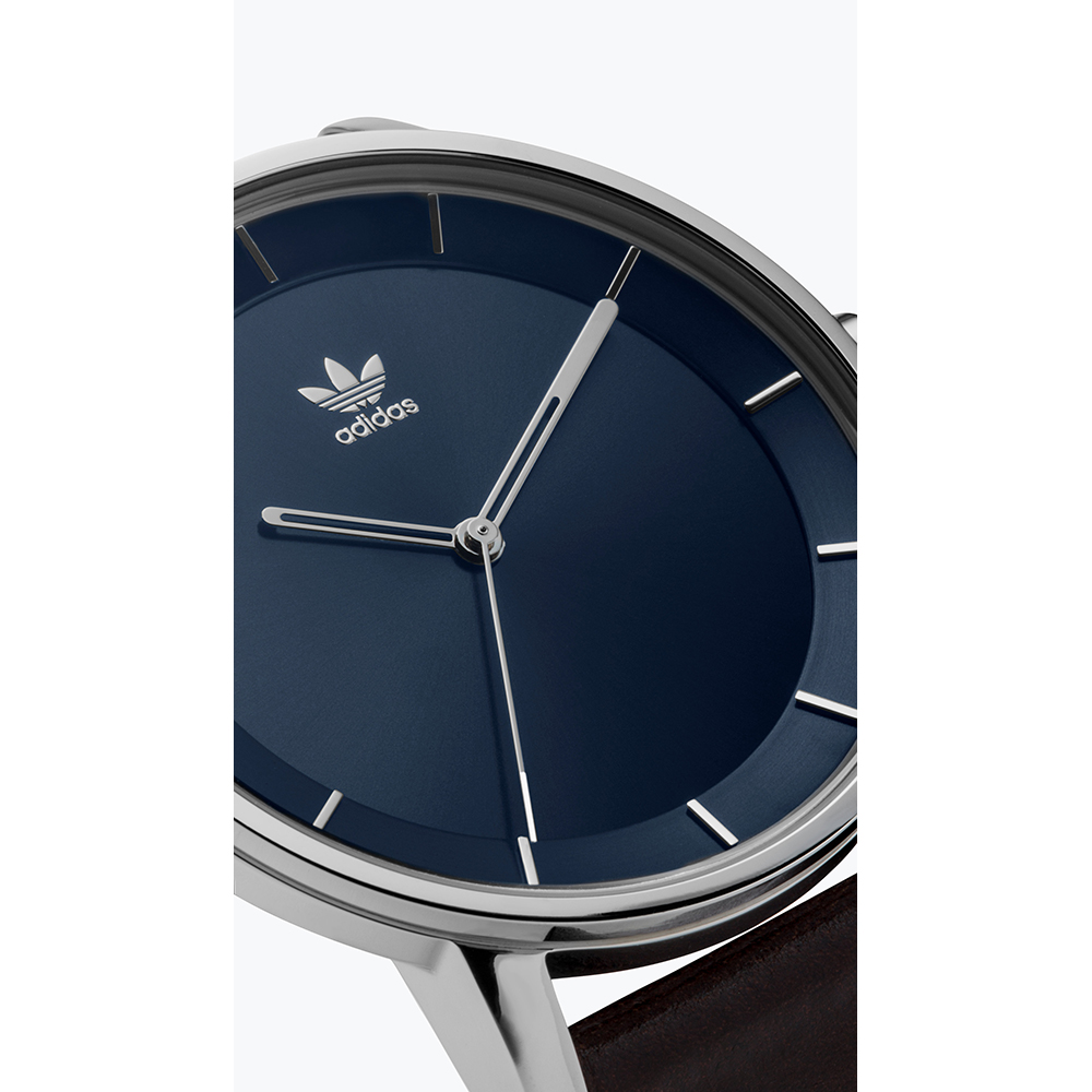 adidas district l1 watch