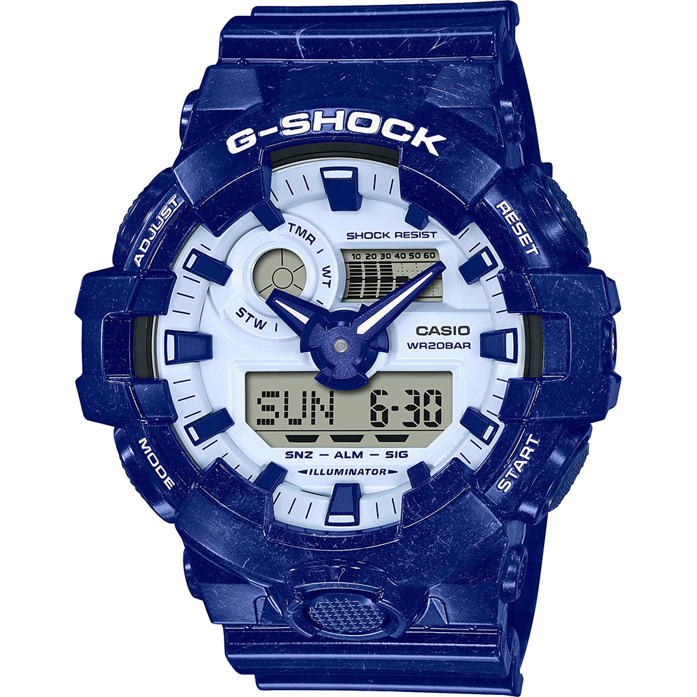 G-Shock Classic Style GA-700BWP-2AER Blue and white pottery Watch