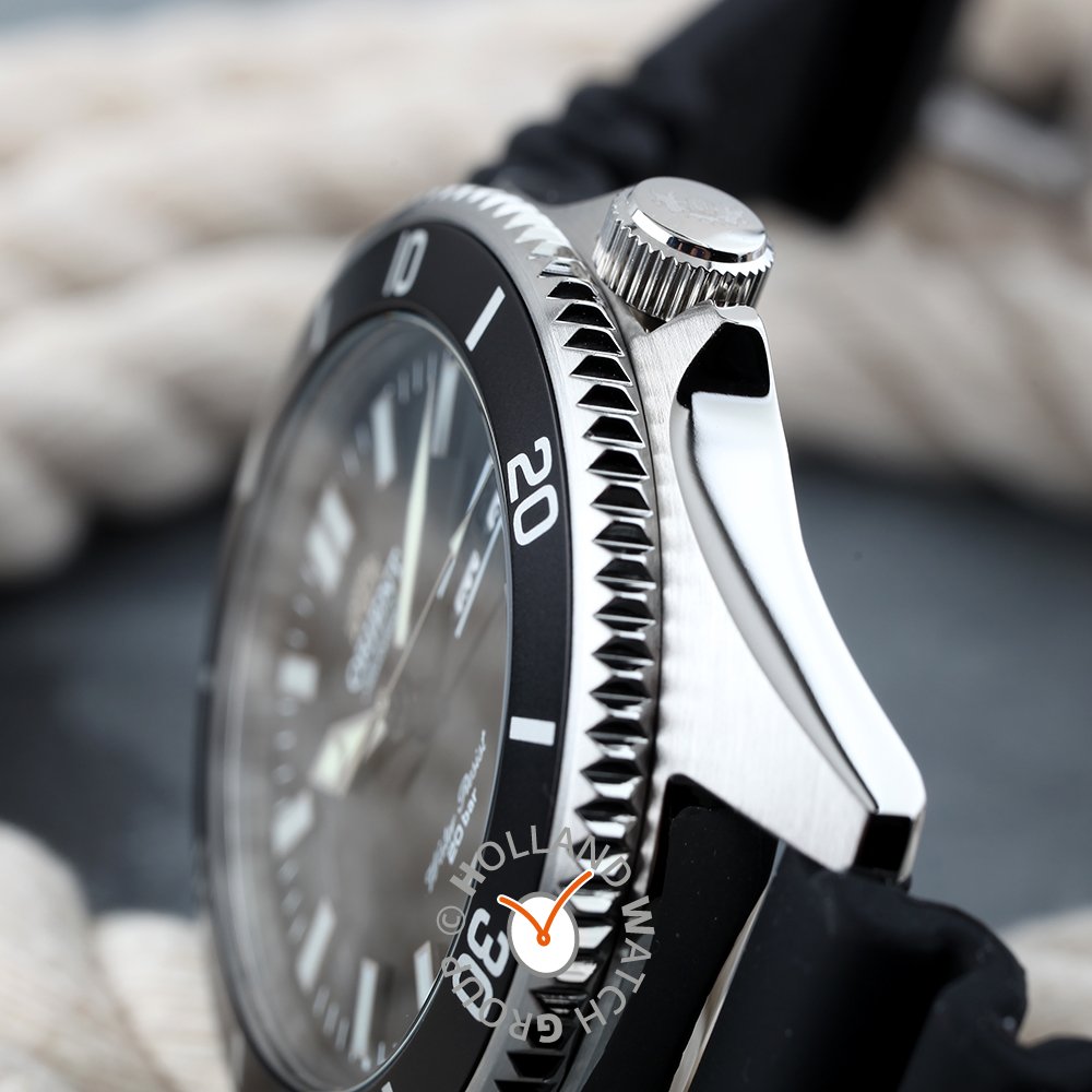 orient mako 3 uk