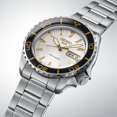 Seiko HDB004K1 Seiko 5 Sports Watch - 2