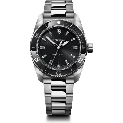 Victorinox Maverick 242097 Watch